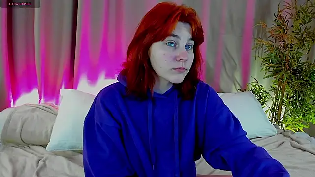 Chat XXX en directo de Rene_Shine