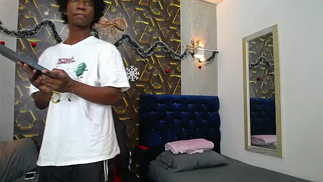 negga_cum's Live XXX Chat