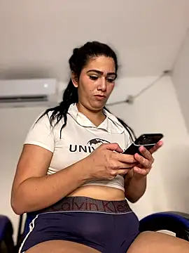 Chat XXX en directo de Nahomyy_1