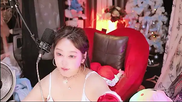 Missy_Nana21 现场XXX聊天