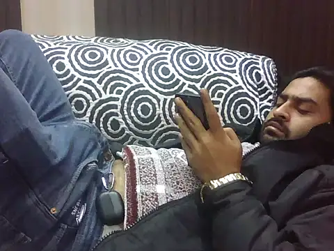 indihotguy 现场XXX聊天