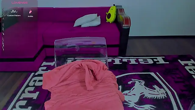 MiaKiittyy 现场XXX聊天