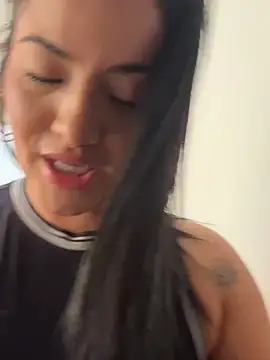 Lu090_n Live XXX chat