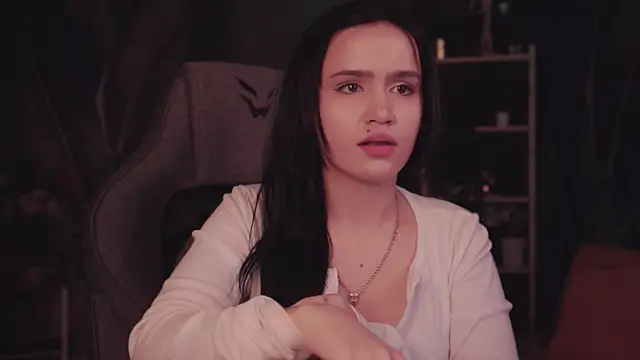 MonicaFarmern Live XXX chat