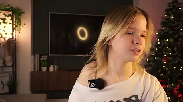 PhillisEsplin's Live XXX Chat