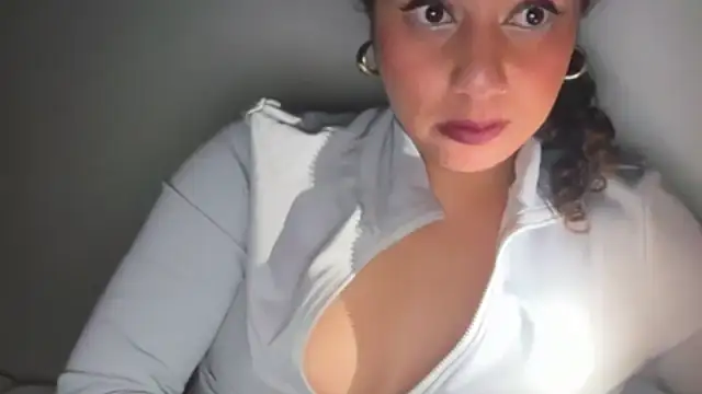 fayfay21@xh 라이브 XXX 채팅