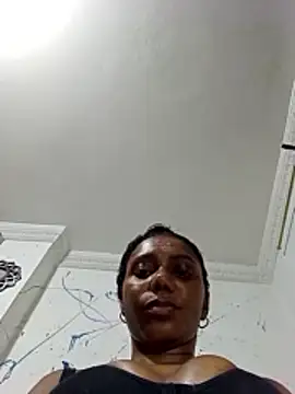 kandysexxyy 现场XXX聊天