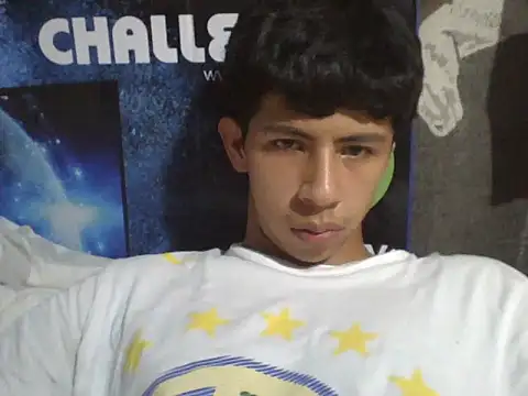 Chatroom XXX en direct de Carlos_Albert02