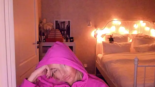 aestetick's Live XXX Chat