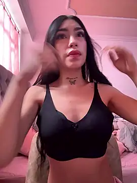 Efy-bonnyn Live XXX chat