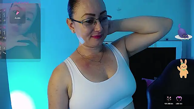 milly_sanchez élő XXX-chatje