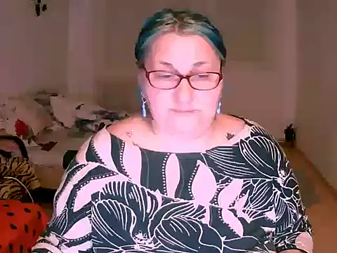 BlondyBigBoobs Chat XXX live