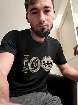 Negrila25's Live XXX Chat