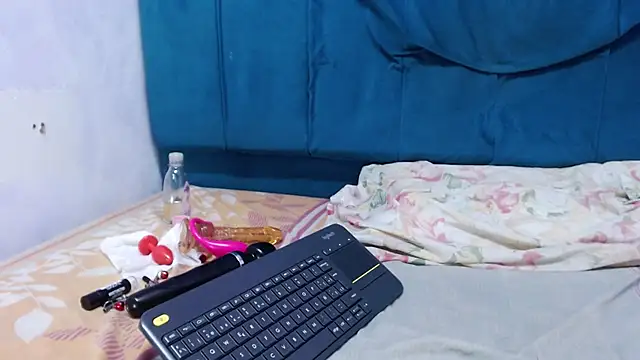 andrea_lopeez: απευθείας συνομιλία ΧΧΧ