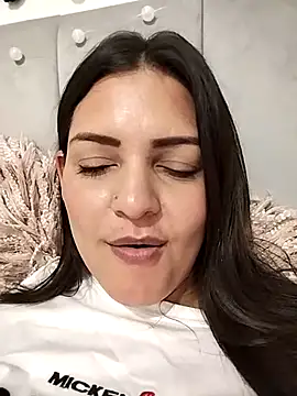 Mia_Hampton élő XXX-chatje