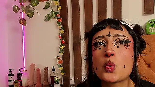 MeowMota_のライブXXXチャット