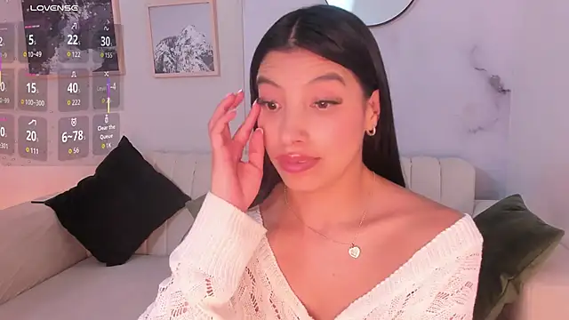 Tiffany_Low: онлайн-секс-чат