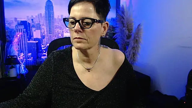 ninarandmann: онлайн-секс-чат