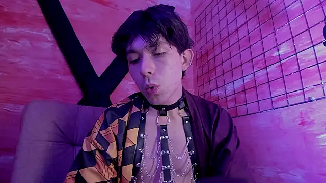 Eliot_X's Live XXX Chat