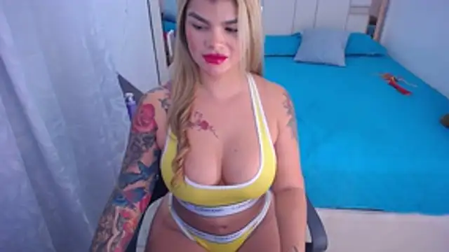 sara__stone1's Live XXX Chat