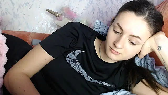 only_ubuterfly1's Live XXX Chat