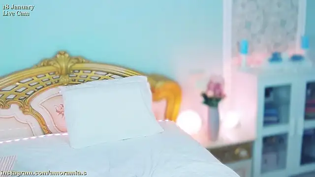 แชท XXX สดของ Amoramias