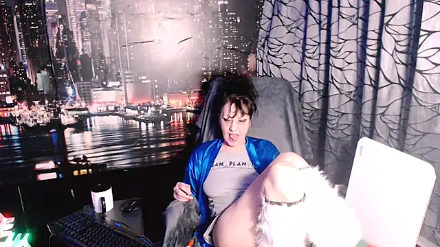 AMOURSWEET2025: онлайн-секс-чат