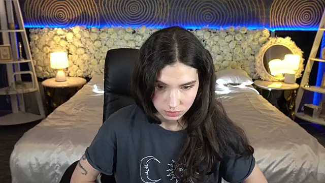 BabyFlowerr 现场XXX聊天