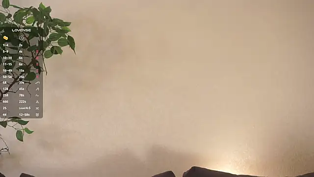 VinnieLaguna's Live XXX Chat