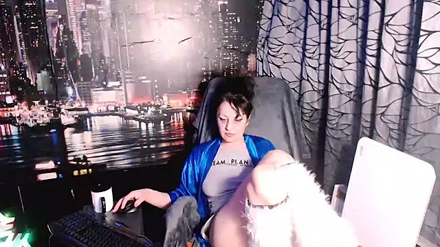 دردشة AMOURSWEET2025 الجنسية المباشرة