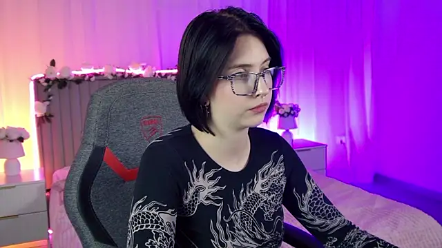 ElenaSomerhalder Chat XXX in diretta