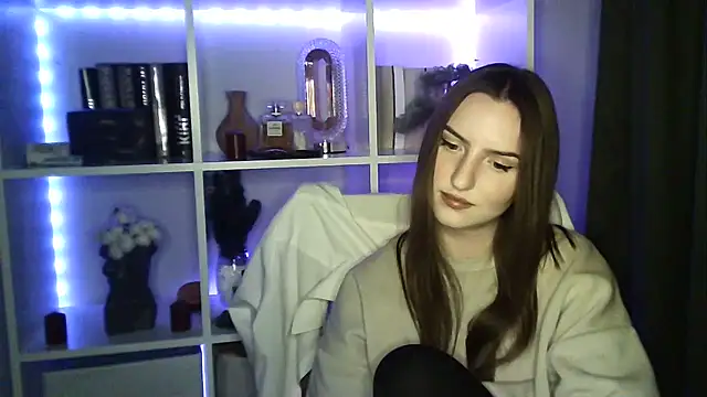XXX chat uživo modela X_Alisa
