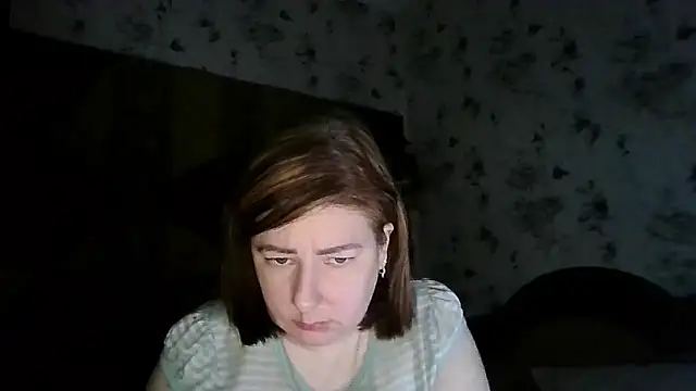 XXX chat uživo modela SophieNightAh