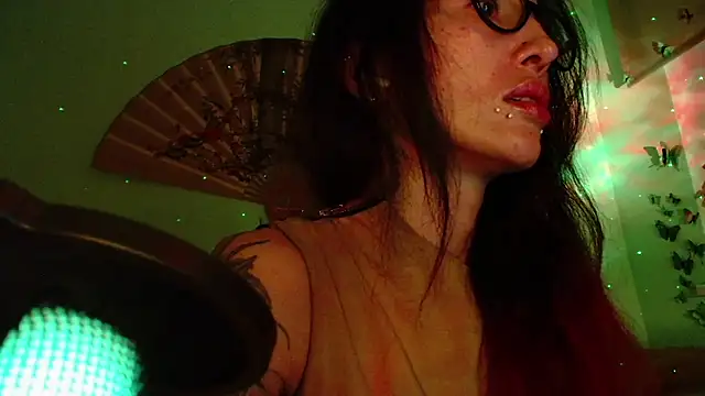 XXX chat uživo modela KiotoShine