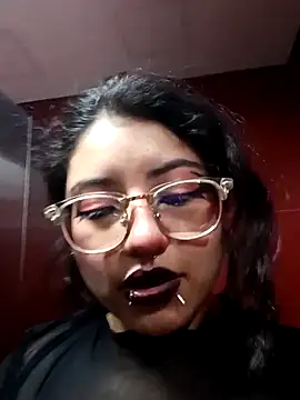 XXX chat uživo modela SabrinaV_