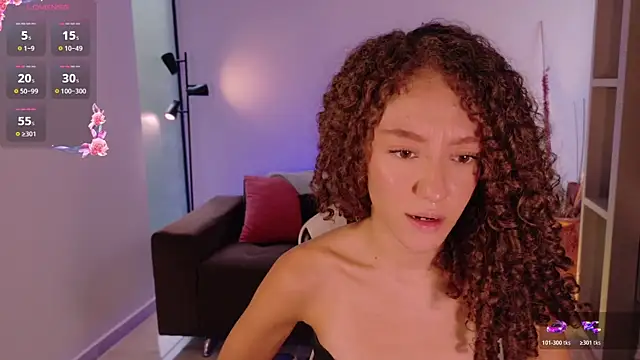 ChloeMoretiのライブXXXチャット