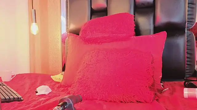 MishaKinkiのライブXXXチャット