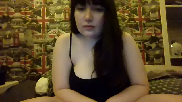 Show modela Lynylou na web-kameri