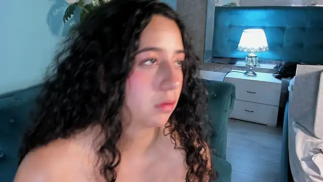 BellaSwwan's Live XXX Chat