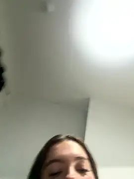 Victoria6989's Live XXX Chat