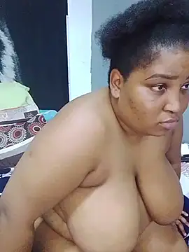 MassiveBoobsxxxx Adlı Modelin Web Kamerası Şovu