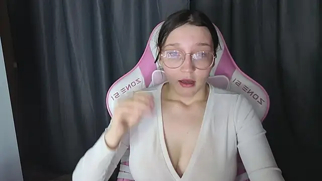 Pink-Aura- Live XXX Chat