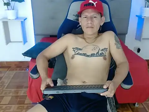 Caliche_1 即時 XXX 聊天