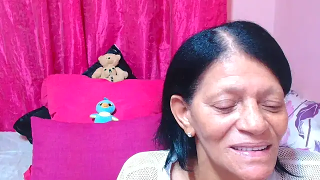 Živý XXX chat SLUTTYROXY