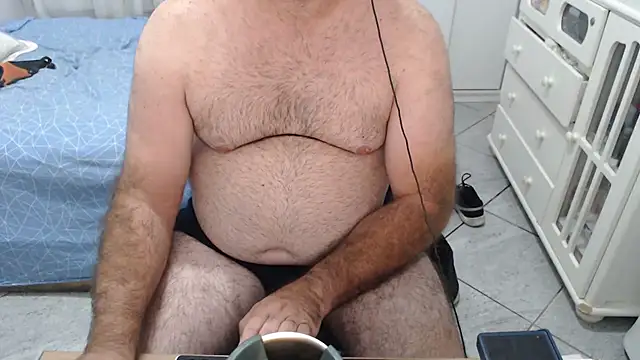 MysterBearMG – Live XXX-chat