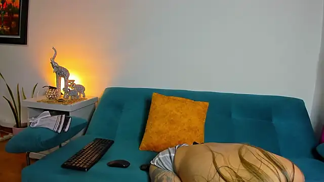 Victoria_Jonness' Live XXX Chat