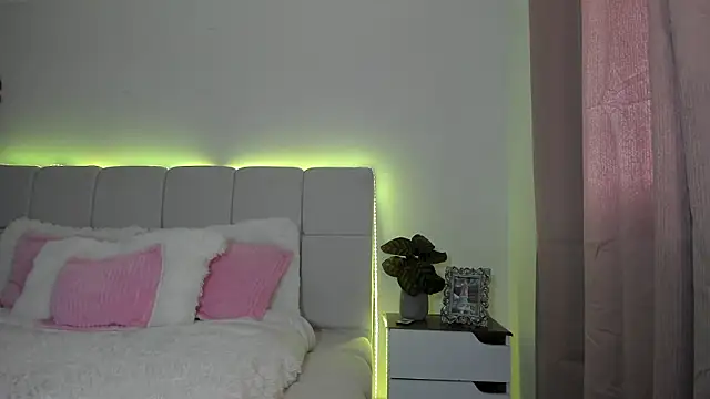 Ori_valentinaのライブXXXチャット