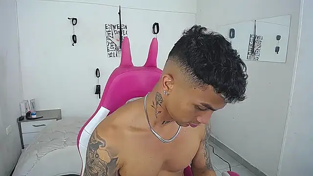 Leonard_Price Webcam show