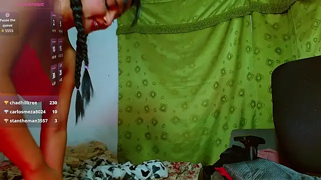 Show modela latin_princess_12 na web-kameri