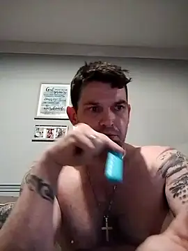 Hixxy_1025's Live XXX Chat